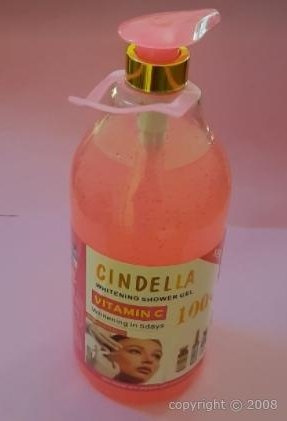 Gel douche blanchissant en 5 jours aux extraits naturels et à la vitamine C