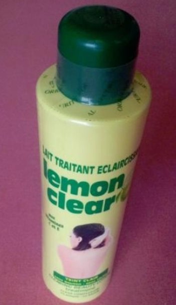 Lait De Beauté Traitant et Éclaircissant aux vitamines C et E LEMON CLEAR