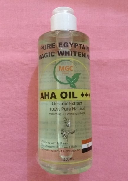 Huile blanchissante et nettoyante a la réglisse et aux AHA extrait bio 100% naturel