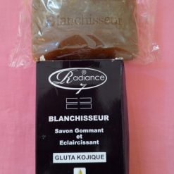 Savon blanchisseur RADIANCE 7 gommant et éclaircissant au gluta kojique