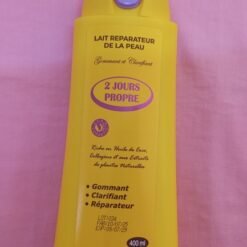 Lait  réparateur de la peau 2 JOURS PROPRE gommant et clarifiant riche en huile de coco, collagène et aux extraits de plantes naturelles