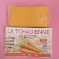 Savon super blanchissant nettoyer, nourrir la peau pour qu'elle soit brillante LA TCHADIENNE