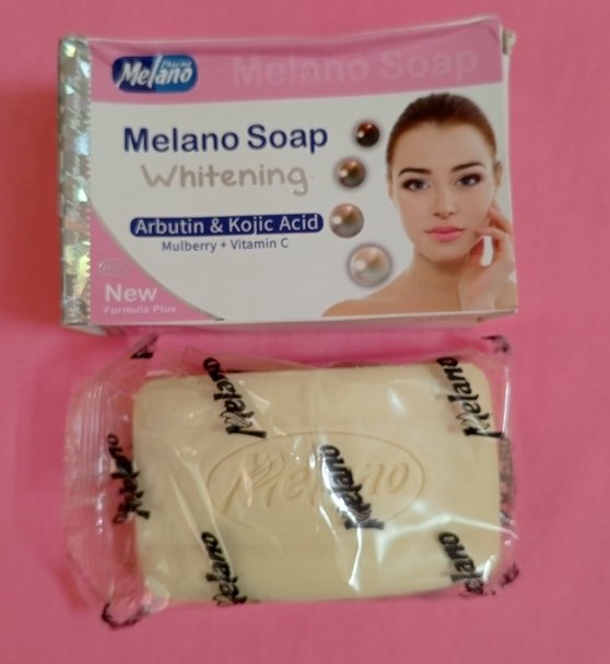 Savon blanchissant MELANO au arbutin acide kojic mure et vitamine C