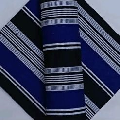Pagnes tissés assortis motifs en bandes ,noires, blanc, bleu