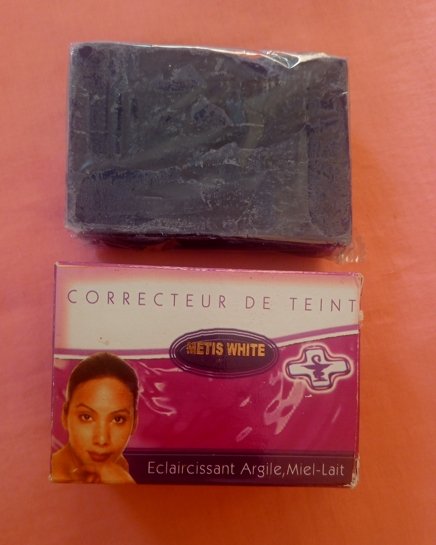 Savon éclaircissant correcteur de teint METIS WHITE à l'argile miel lait