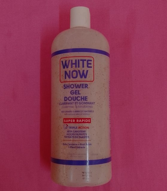 Gel douche clarifiant et gommant aux grains d'abricot naturels triple action bêta-carotène acides de fruits extraits de plantes WHITE NOW