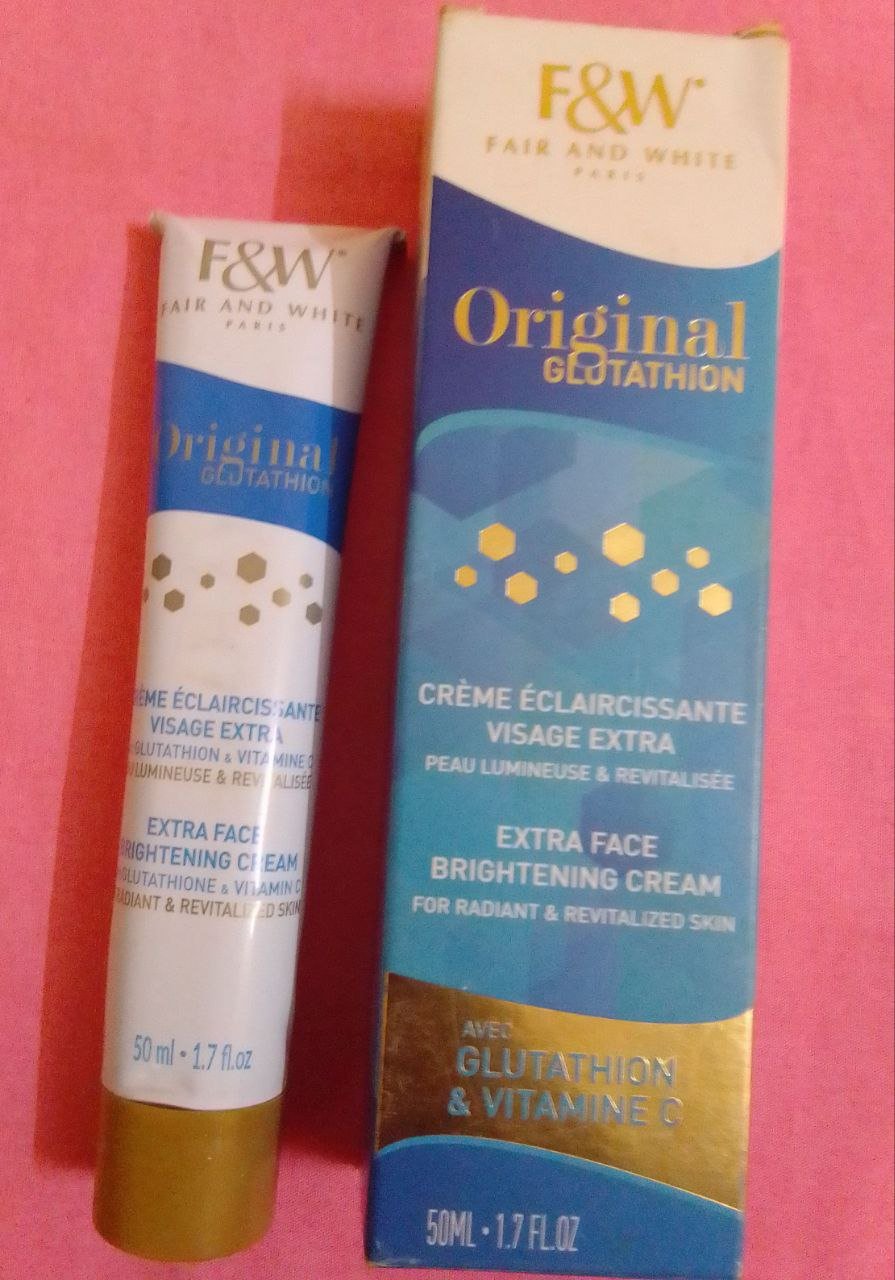 Crème éclaircissante visage extra original glutathion de FAIR AND WHITE PARIS