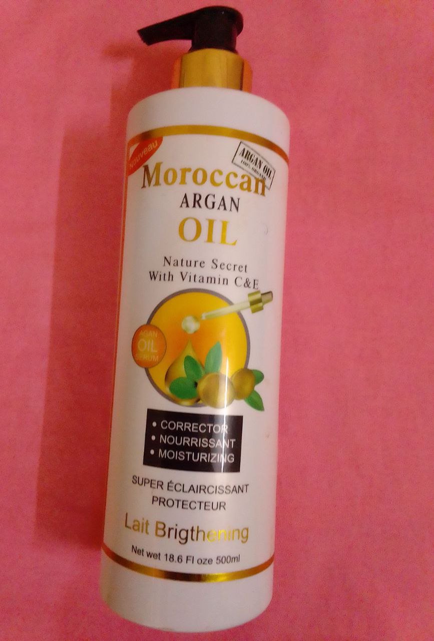 lait super éclaircissant protecteur à l'huile d'argan MOROCCAn à l'huile d'argan et à la vitamine C et E 100 % pure