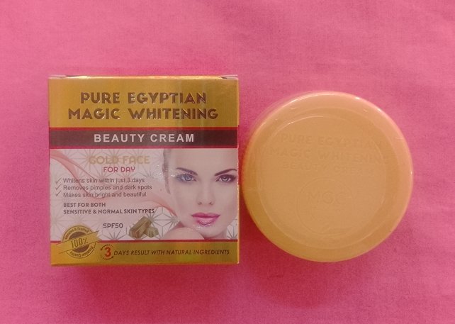 Crème de visage pour le jour PURE EGYPTIAN MAGIC résultat en 3 jours avec des ingrédients naturels