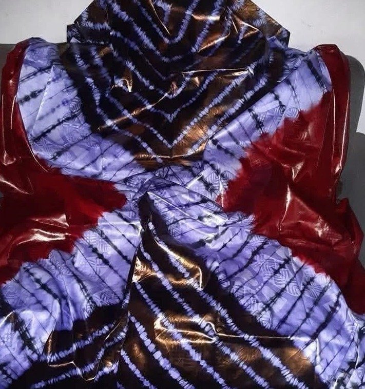 Bazin GETZNER couleur indigo rouge