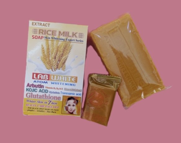 Savon soin soins de visage et corporel LAB WHITE aux arbutine vtamine B1 B2 et E , extrait de riz , acide kojique